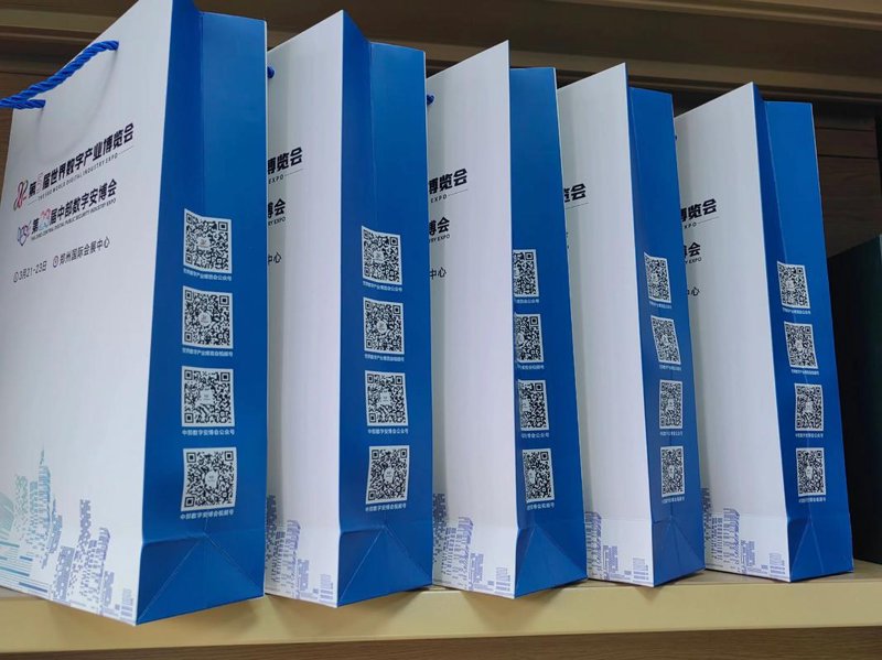不干胶印刷：让标识标牌更亮丽的方法